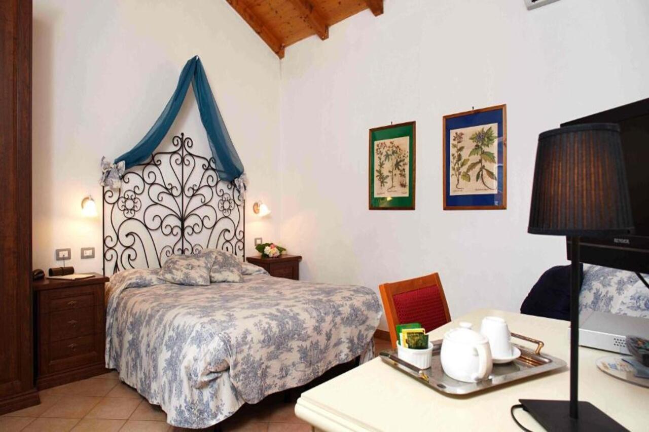 Locanda Del Borgo Sestri Levante Exterior foto